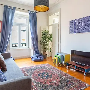 Bright 2 Bedroom 100m From Av. Liberdade Appartement Lisboa
