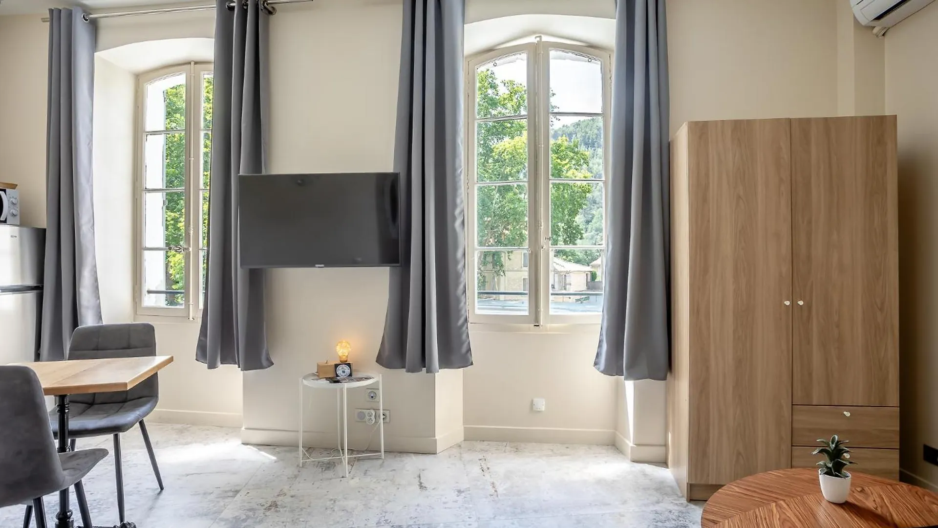 Le Chateau Olive Et Raisin Apartment Fontaine-de-Vaucluse
